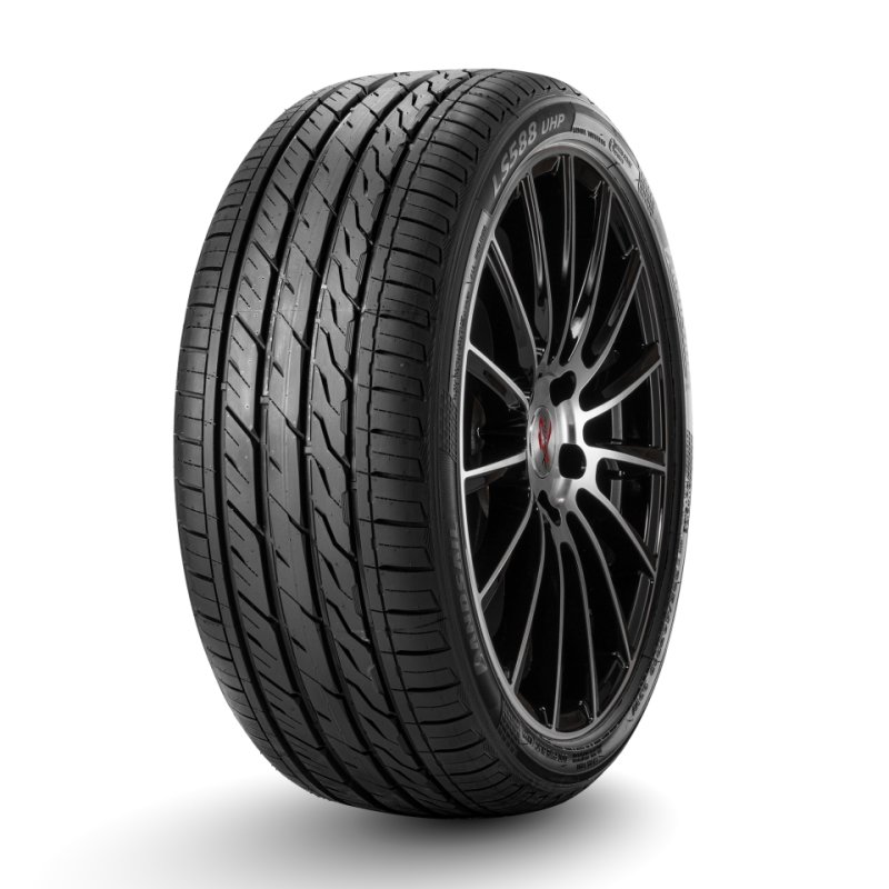 LS588 UHP 275/35 R20 102W